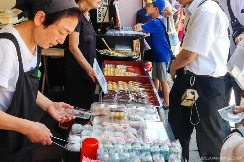 staff boxing mochi in plastic box